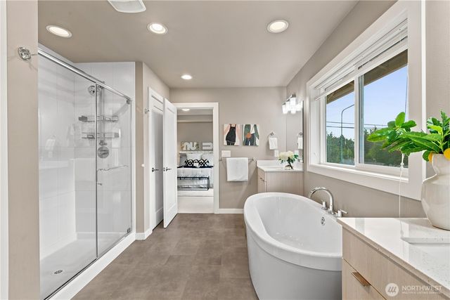 13932 131st Lane NE, Kirkland, WA 98034