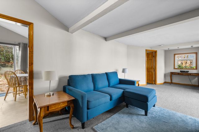 120 Chases Grove Road, Derry, NH 03038