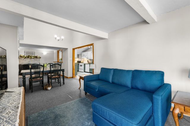 120 Chases Grove Road, Derry, NH 03038