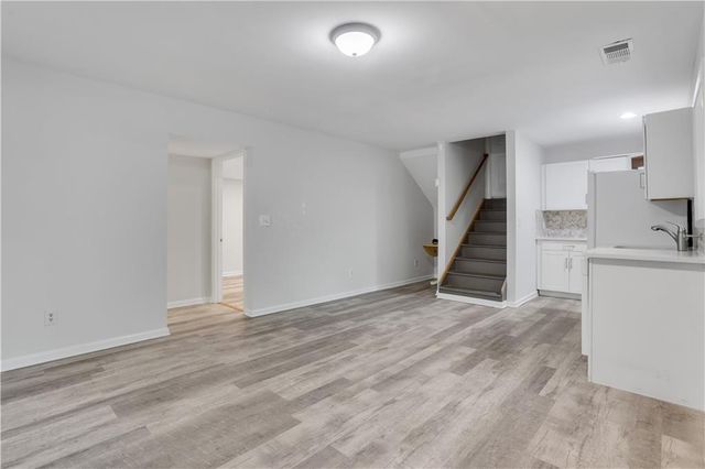 225 Tawneywood Way, Alpharetta, GA 30022