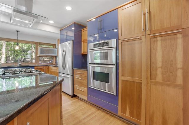 225 Tawneywood Way, Alpharetta, GA 30022