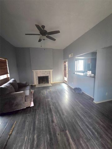 428 Liberty Place, Grand Prairie, TX 75052