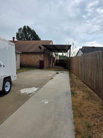428 Liberty Place, Grand Prairie, TX 75052