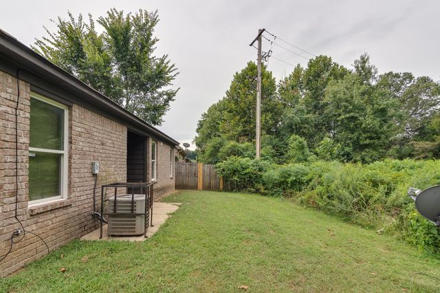 5616 FALLING BARK DR, Memphis, TN 38134