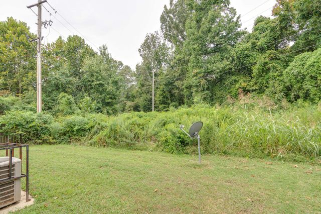 5616 FALLING BARK DR, Memphis, TN 38134