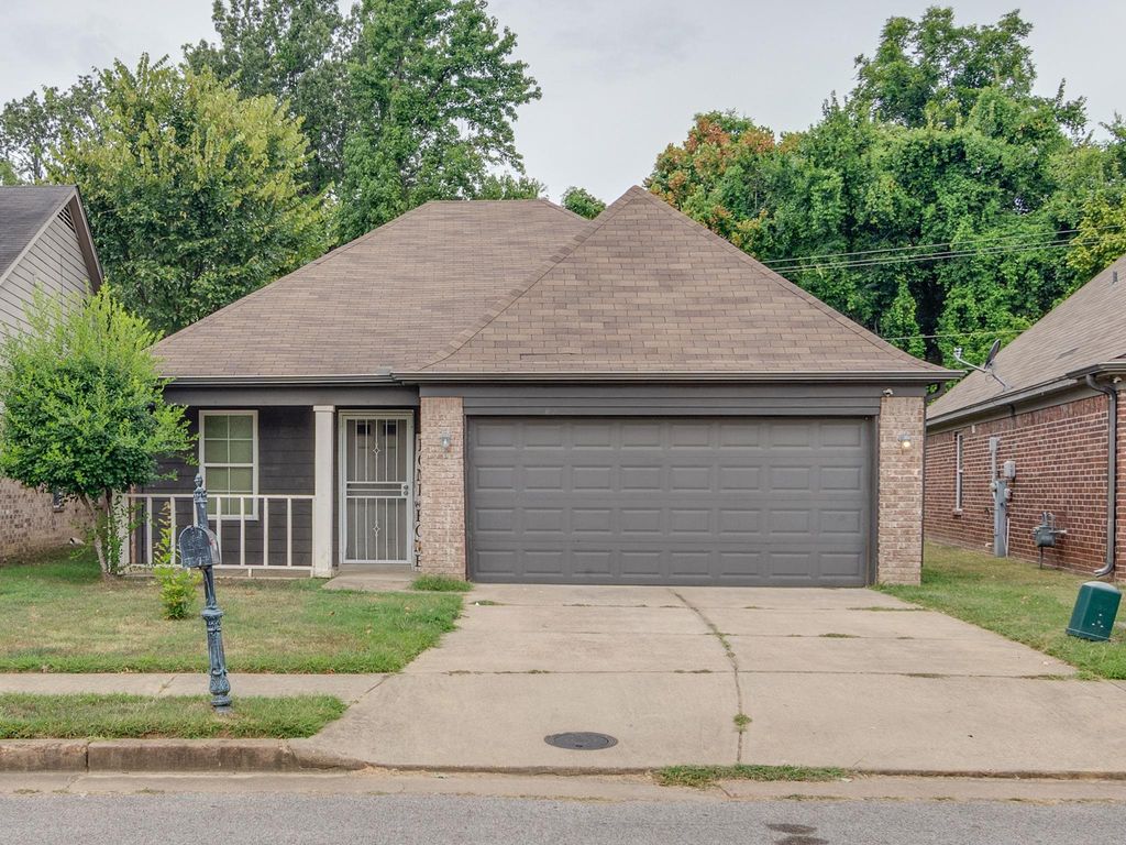 5616 FALLING BARK DR, Memphis, TN 38134