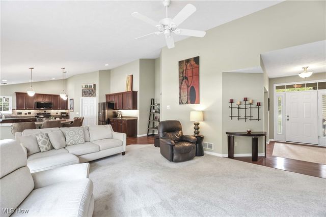 32800 Avon Road, Avon, OH 44011