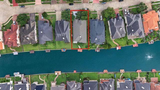 14326 Manorbier Lane, Sugar Land, TX 77498