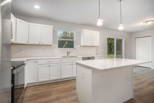 606 Arizona Boulevard, Three Rivers, MI 49093