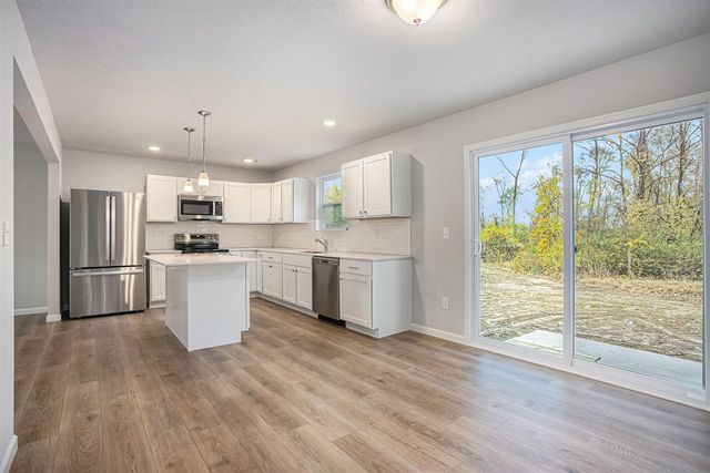 606 Arizona Boulevard, Three Rivers, MI 49093