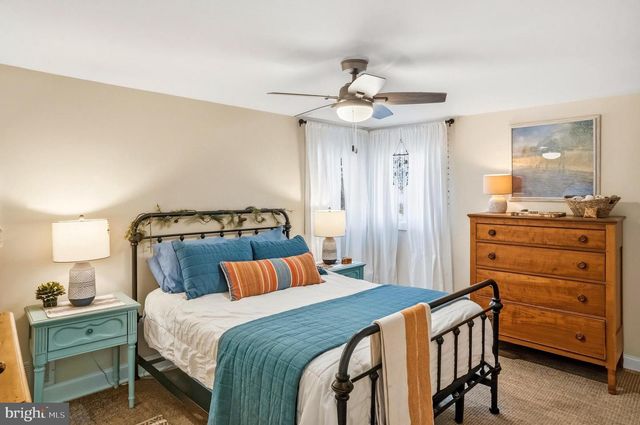 693 THORNY LN, Glendora, NJ 08029