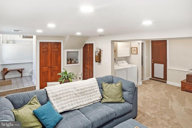 693 THORNY LN, Glendora, NJ 08029