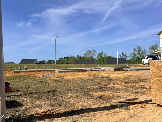 151 Grinnell Loop, Sanford, NC 27332