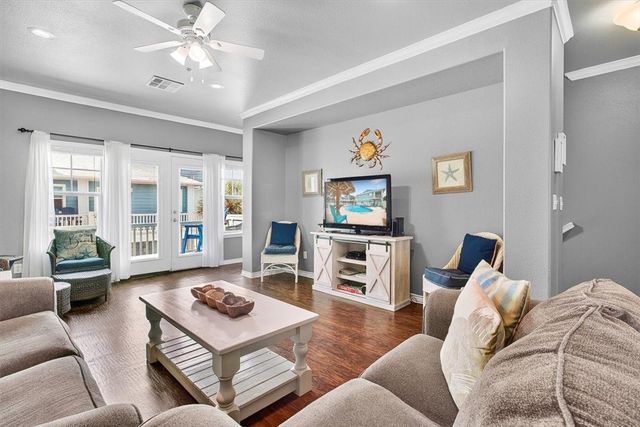 3021 S 11th St 7, Port Aransas, TX 78373