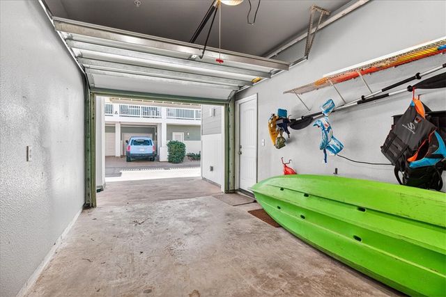 3021 S 11th St 7, Port Aransas, TX 78373