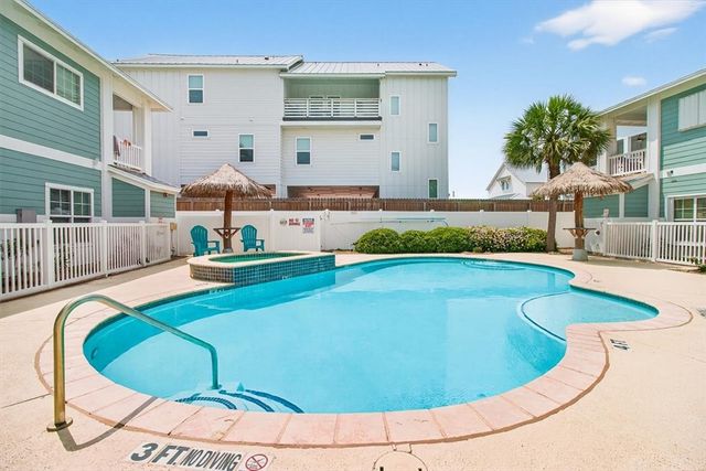 3021 S 11th St 7, Port Aransas, TX 78373