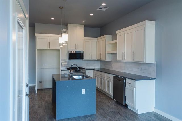 504 Remington Avenue, Jones, OK 73049