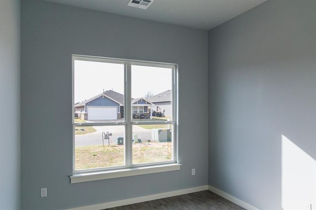 504 Remington Avenue, Jones, OK 73049