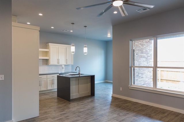 504 Remington Avenue, Jones, OK 73049