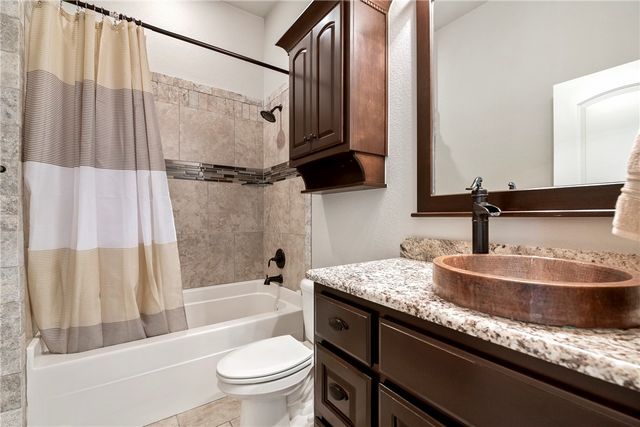 4502 NE Birchgrove Place, Bentonville, AR 72712