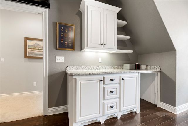 4502 NE Birchgrove Place, Bentonville, AR 72712