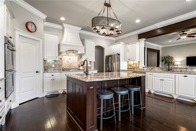 4502 NE Birchgrove Place, Bentonville, AR 72712