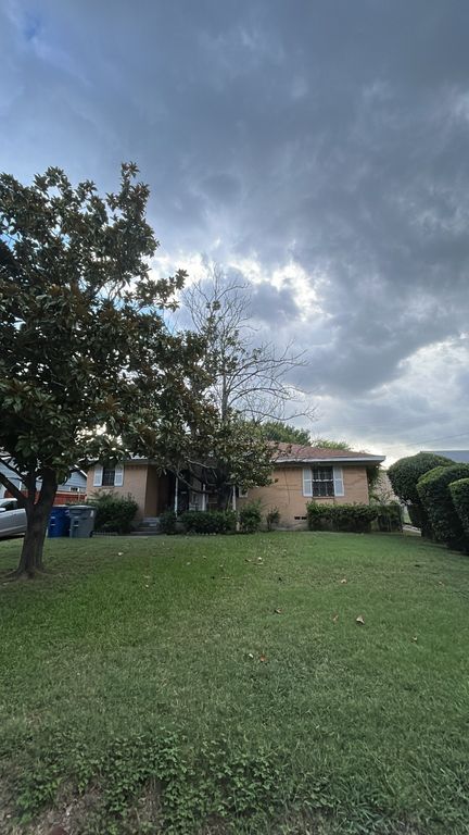 2607 Crest Avenue, Dallas, TX 75216