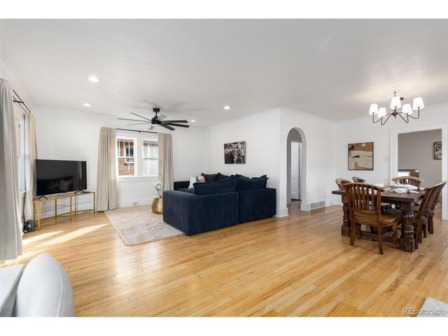 1901 S Clarkson St, Denver, CO 80210