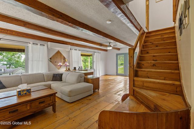 48 Lakeview Avenue, Moriah, NY 12960