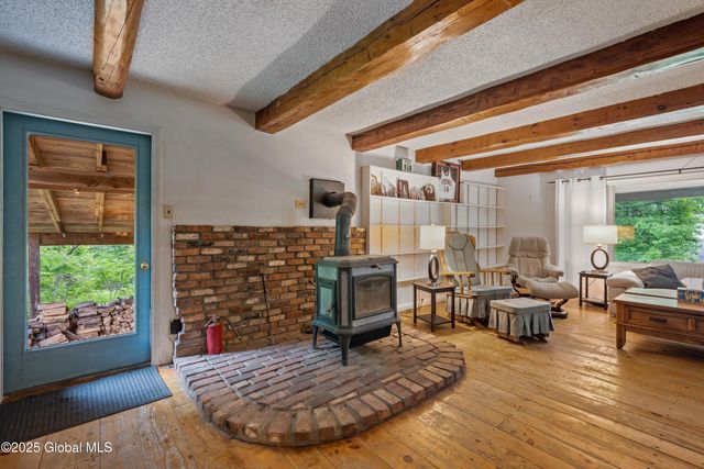 48 Lakeview Avenue, Moriah, NY 12960