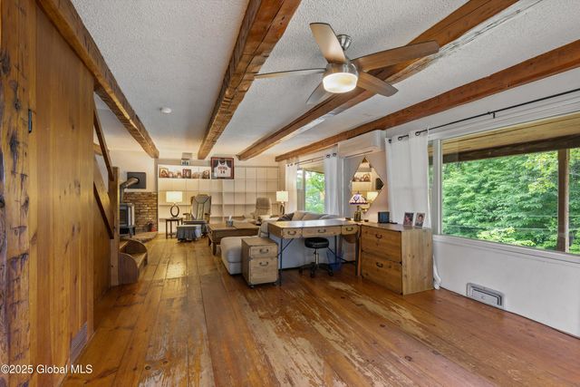 48 Lakeview Avenue, Moriah, NY 12960