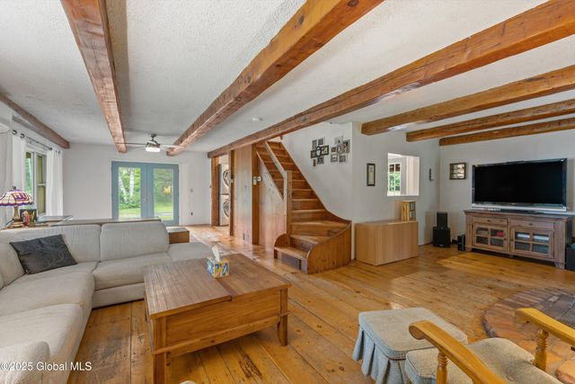 48 Lakeview Avenue, Moriah, NY 12960