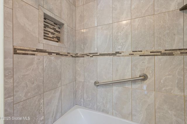 48 Lakeview Avenue, Moriah, NY 12960