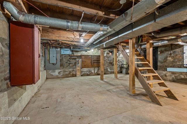 48 Lakeview Avenue, Moriah, NY 12960