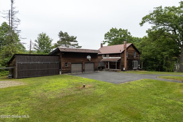 48 Lakeview Avenue, Moriah, NY 12960