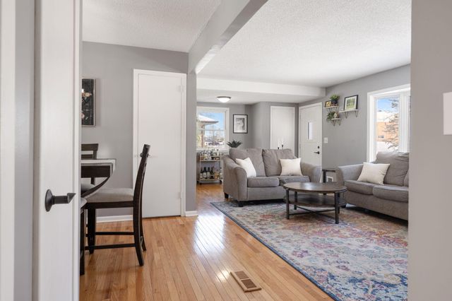 8019 47th Avenue N, New Hope, MN 55428