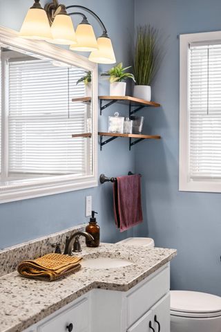 8019 47th Avenue N, New Hope, MN 55428