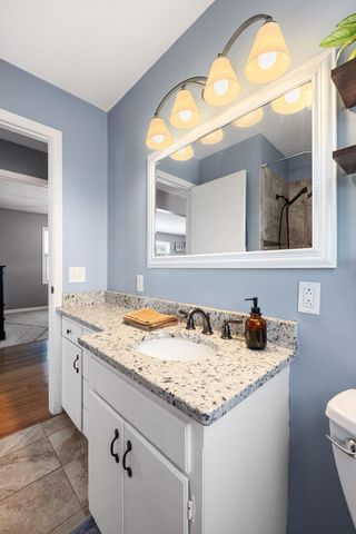 8019 47th Avenue N, New Hope, MN 55428