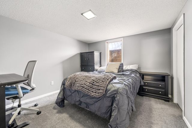 8019 47th Avenue N, New Hope, MN 55428