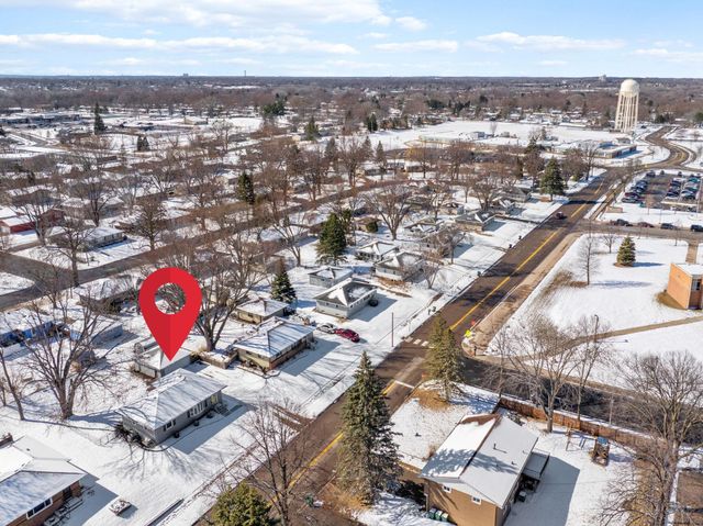 8019 47th Avenue N, New Hope, MN 55428