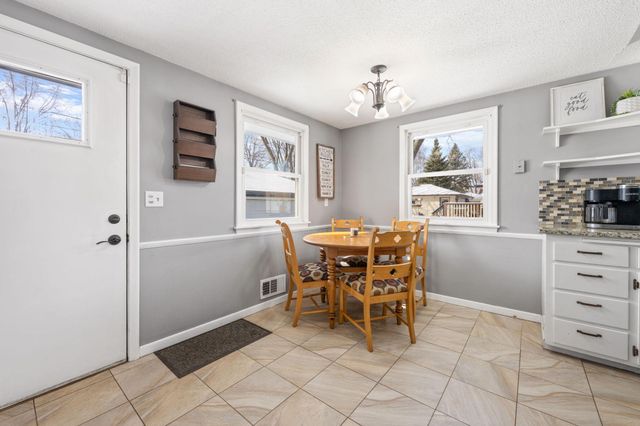 8019 47th Avenue N, New Hope, MN 55428