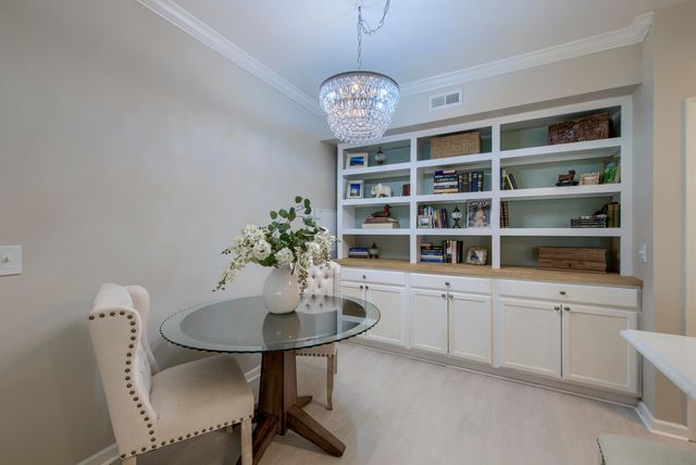 700 Daniel Ellis Drive 8106, Charleston, SC 29412