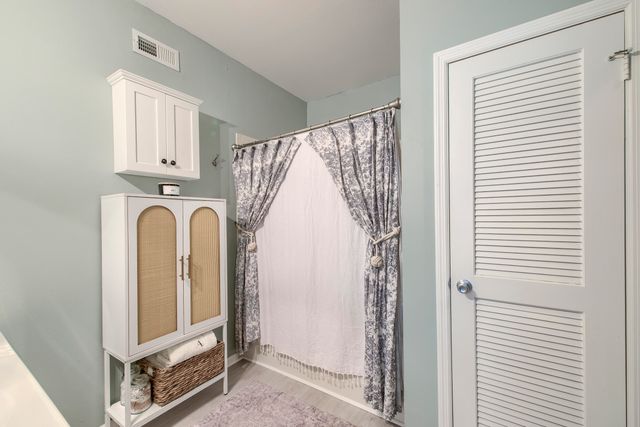 700 Daniel Ellis Drive 8106, Charleston, SC 29412