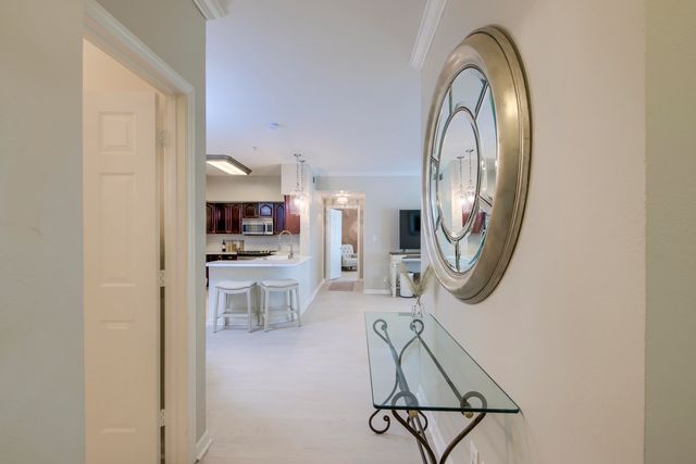 700 Daniel Ellis Drive 8106, Charleston, SC 29412