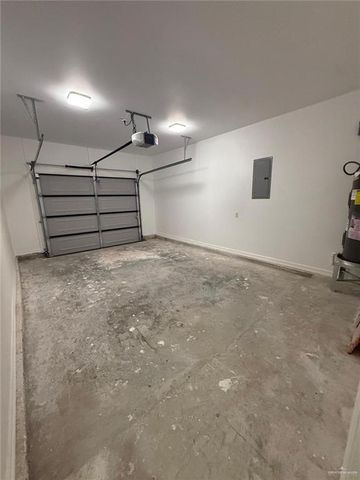 403 S 12th Street, Alamo, TX 78516