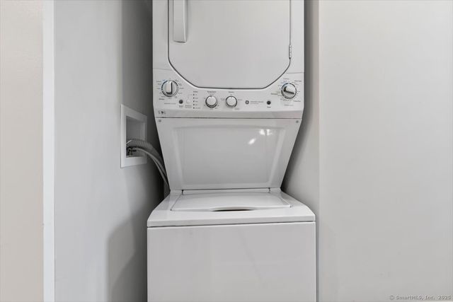 245 Dwight Street 2, New Haven, CT 06511