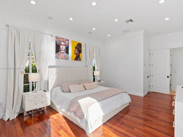 1223 Jackson St, Hollywood, FL 33019