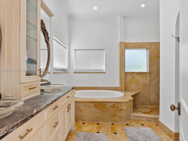 1223 Jackson St, Hollywood, FL 33019