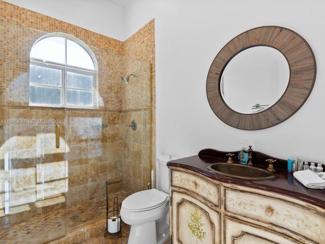 1223 Jackson St, Hollywood, FL 33019