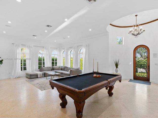 1223 Jackson St, Hollywood, FL 33019